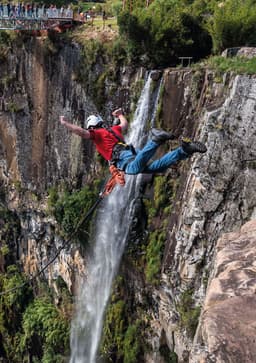Salto de Pêndulo
